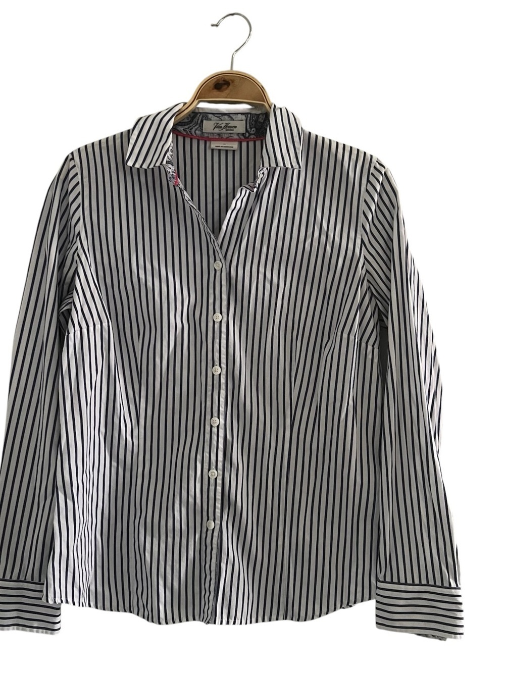 Van Heusen Originals Women's Striped Button Up Collared Shirt Blue White Sz M